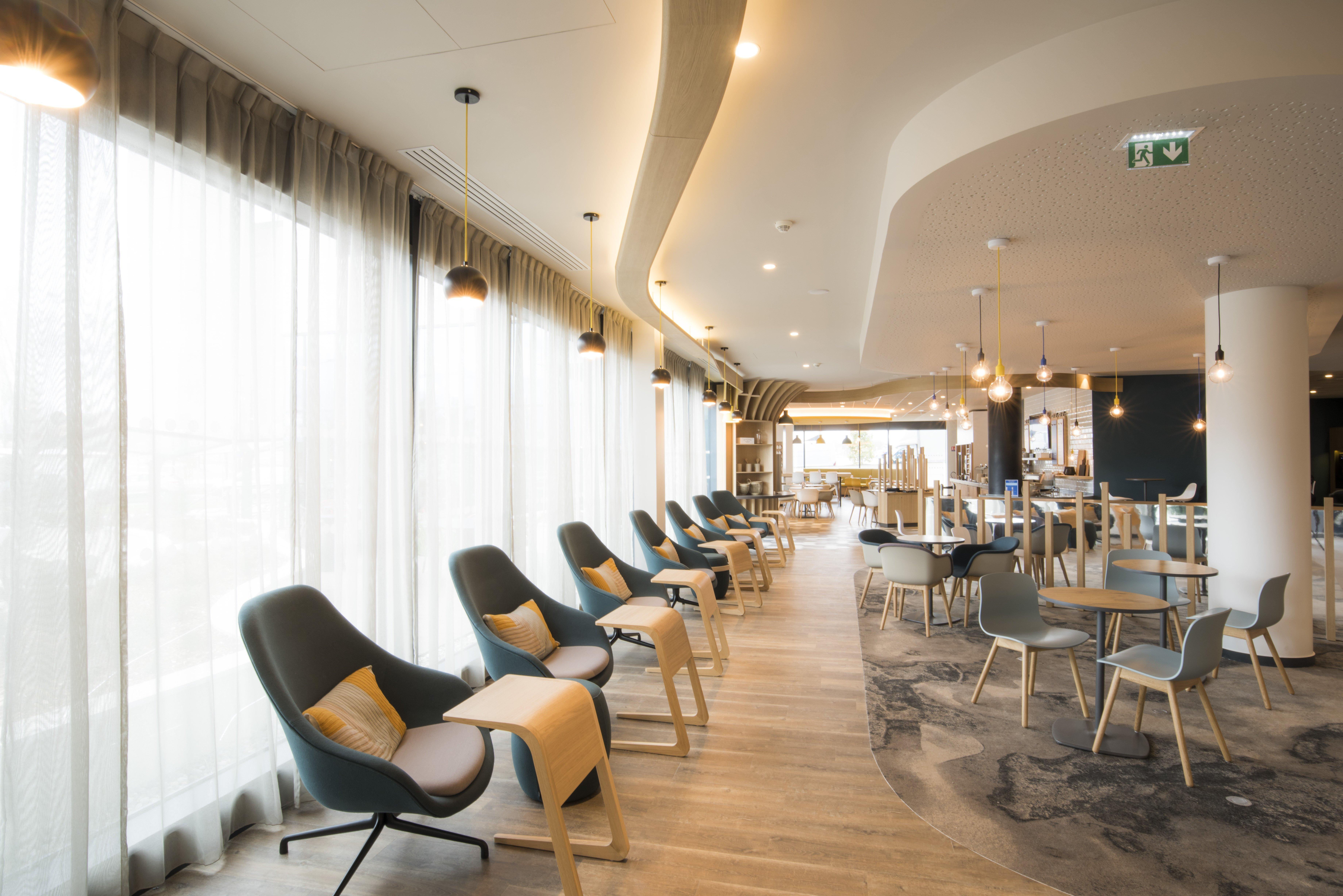 Holiday Inn Express - Paris - Cdg Airport By Ihg Roissy-en-France Zewnętrze zdjęcie