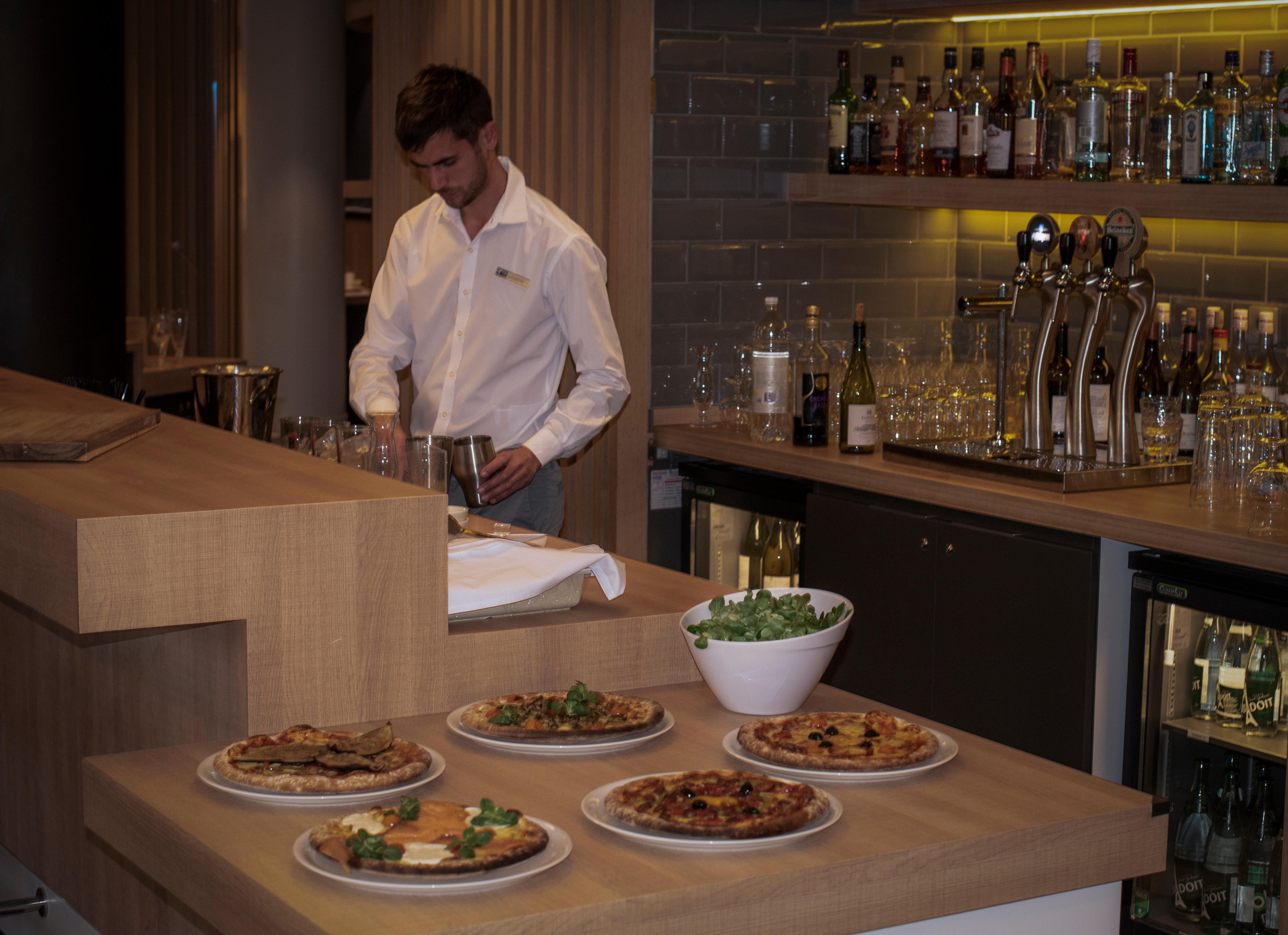 Holiday Inn Express - Paris - Cdg Airport By Ihg Roissy-en-France Zewnętrze zdjęcie