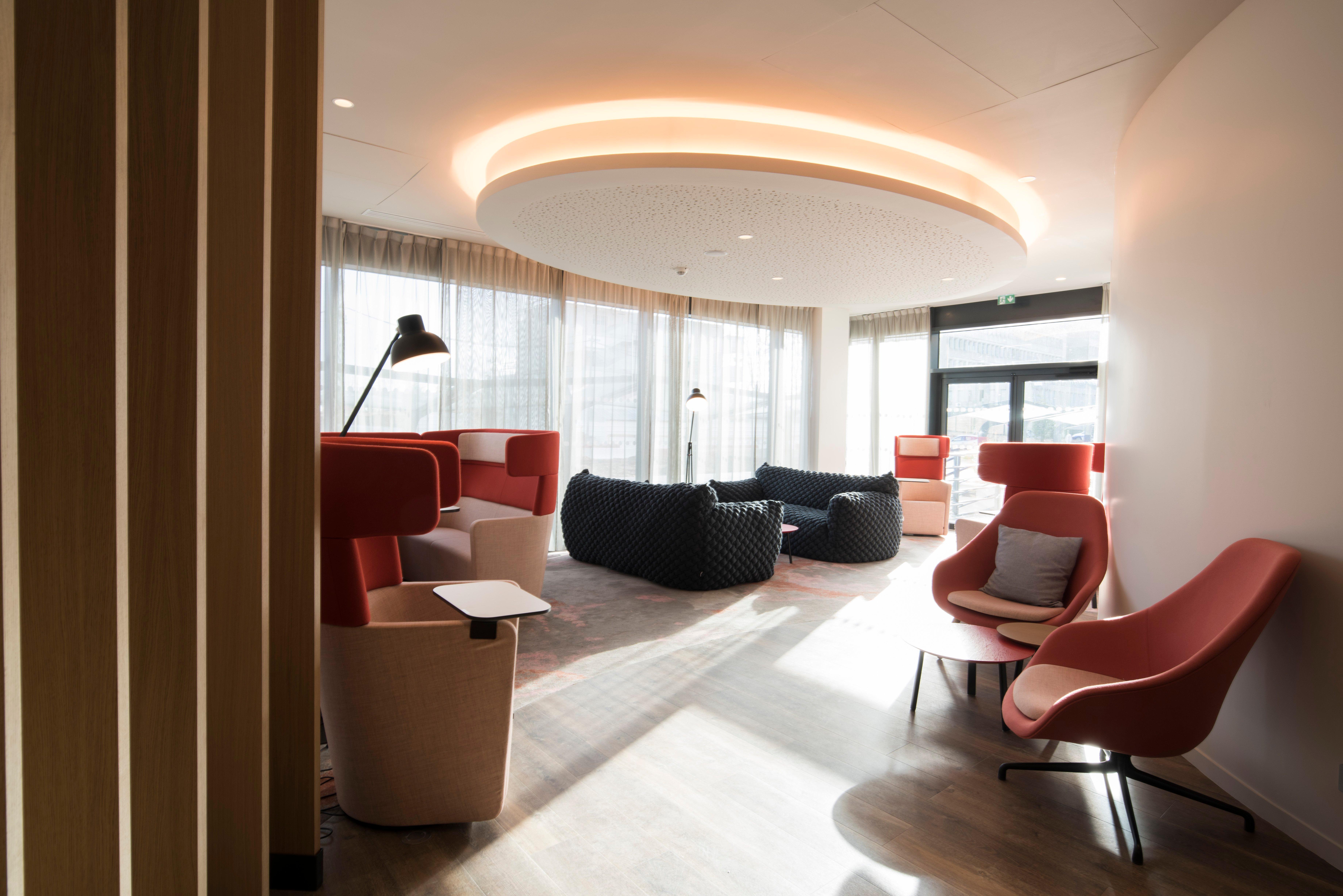 Holiday Inn Express - Paris - Cdg Airport By Ihg Roissy-en-France Zewnętrze zdjęcie
